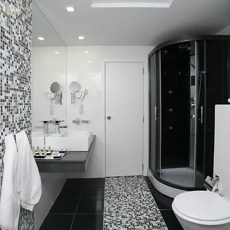 Grand Riga 4*