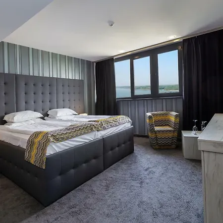 Hotel Grand Riga 4*